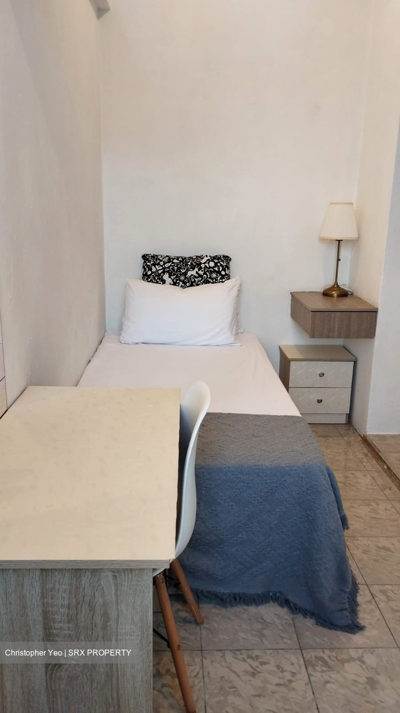 Elizabeth Tower (D9), Apartment #613907271